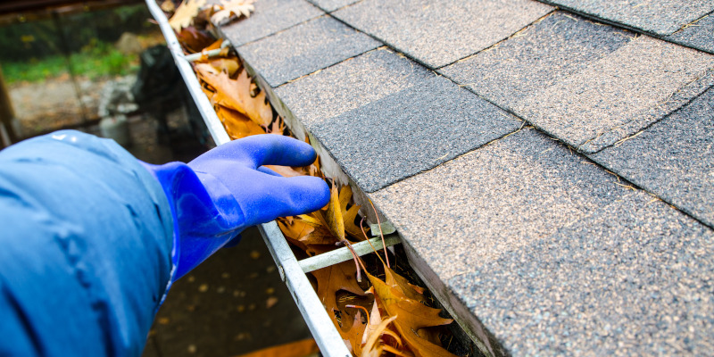 Gutter Cleaning in Westport, Connecticut