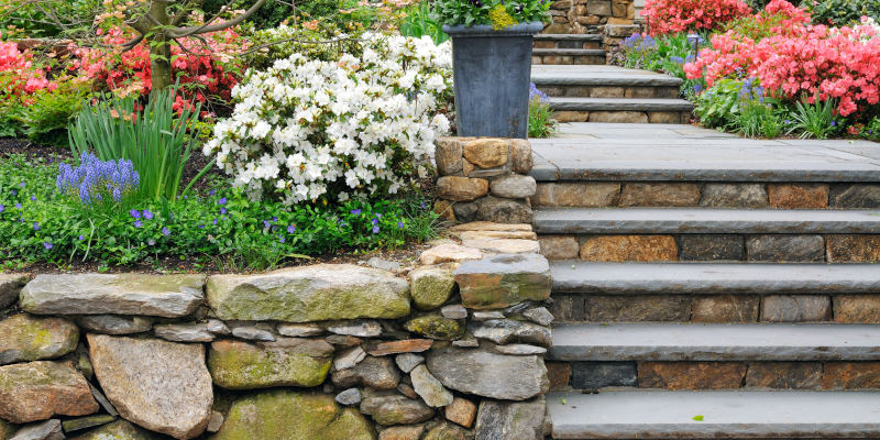 Avoid the Dangers of Dirty Walkways With Walkway Cleaning Services